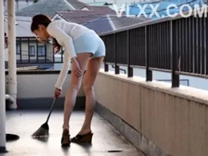 Hot japan girl Hina Maeda fuck with two older man